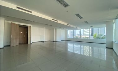 VENTA DE OFICINA EN EL COUNTRY - BARRANQUILLA