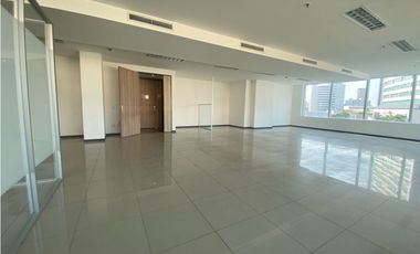 VENTA DE OFICINA EN EL COUNTRY - BARRANQUILLA