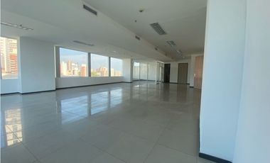VENTA DE OFICINA EN EL COUNTRY - BARRANQUILLA