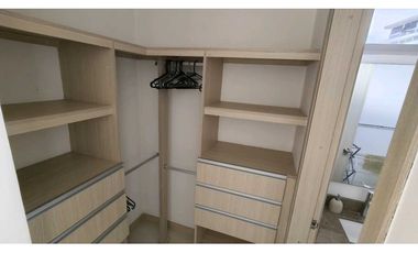 Apartamento de lujo con vista al MAR y la marina - 005