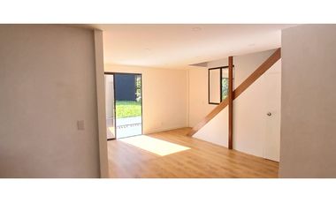 Se arrienda casa campestre en el municipio de Rionegro Antioquia.