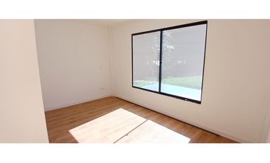 Se arrienda casa campestre en el municipio de Rionegro Antioquia.