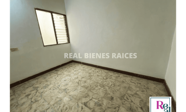 Casa en arriendo – Ubicación central cerca a El Carmelo