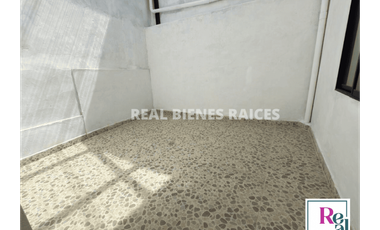 Casa en arriendo – Ubicación central cerca a El Carmelo