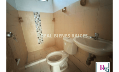 Casa en arriendo – Ubicación central cerca a El Carmelo