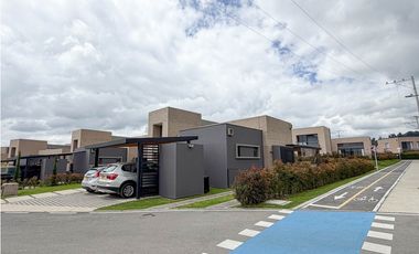 Casa para arriendo en Cota conjunto ponte Verdi