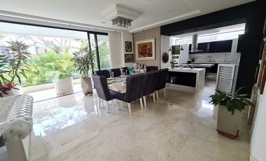 CASA CAMPESTRE VALLE DE ROCAS RUITOQUE CONDOMINIO 5 HABITACIONES 3 NIVELES CON ASCENSOR * CASA 720 m2 * ⁠ÁREA LOTE: 550 m2 FLORIDABLANCA (AT)