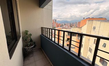 APARTAMENTO EN ARRIENDO AMOBLADO, SECTOR LAURELES - CONJUNTO LOS DUQUES