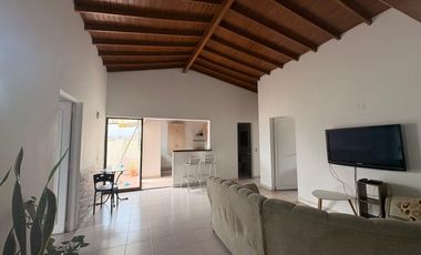 APARTAMENTO EN ARRIENDO, SECTOR LAURELES - CONJUNTO LOS DUQUES