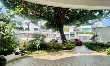 Arriendo Hermosa casa para uso residencial o comercial manga Cartagena