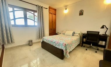 Arriendo Hermosa casa para uso residencial o comercial manga Cartagena