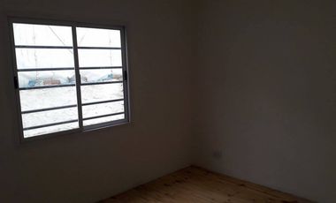 Duplex en alquiler en Isidro Casanova