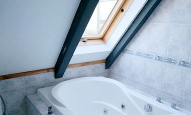 PUCÓN OESTE CON CAMINO AL VOLCAN