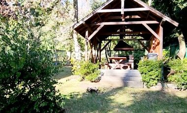 PUCÓN OESTE CON CAMINO AL VOLCAN