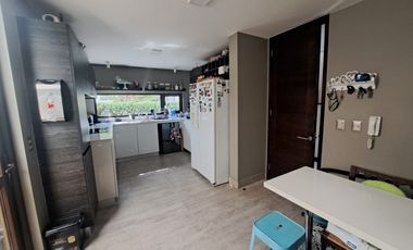 A PASOS COLEGIO SAN ANSELMO