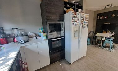 A PASOS COLEGIO SAN ANSELMO