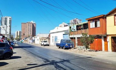 A PASOS A JOSÉ MIGUEL CARRERA