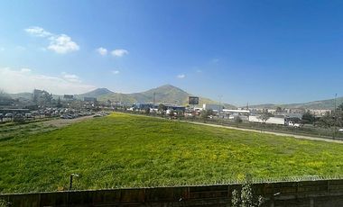 MALL ARAUCO QUILICURA / METRO QUILICURA