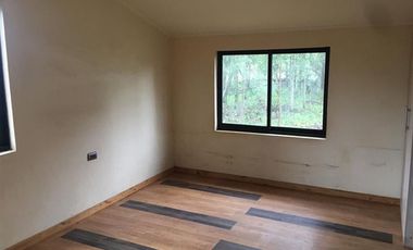 CASA EN VENTA DE 2 DORM. EN VALDIVIA