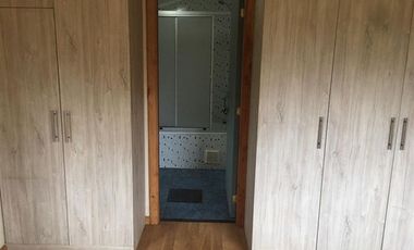 CASA EN VENTA DE 2 DORM. EN VALDIVIA