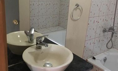 CASA EN VENTA DE 2 DORM. EN VALDIVIA