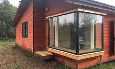 CASA EN VENTA DE 2 DORM. EN VALDIVIA