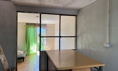 CASA EN VENTA DE 2 DORM. EN LA FLORIDA