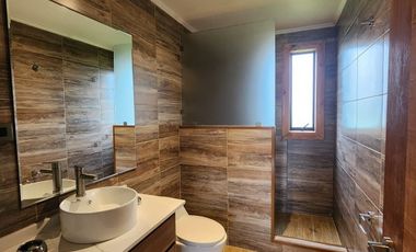 HERMOSA CASA NUEVA AMOBLADA EQUIPADA PUERTO OCTAY CONDOMINIO