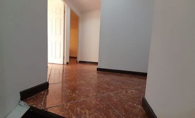 CASA 4 DORMITORIOS ACCESO SUR CON VESPUCIO