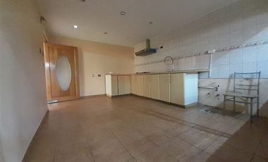 CASA 4 DORMITORIOS ACCESO SUR CON VESPUCIO