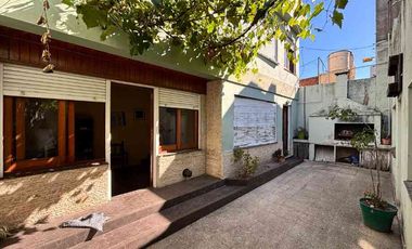 Casa para 2 Familias en venta en Quilmes Oeste Centro