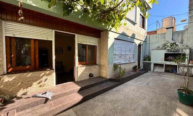 Casa para 2 Familias en venta en Quilmes Oeste Centro