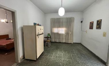 Casa para 2 Familias en venta en Quilmes Oeste Centro