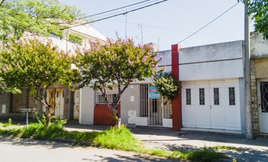 VENTA - CASA - 2 DORMITORIOS - PUNTA ALTA