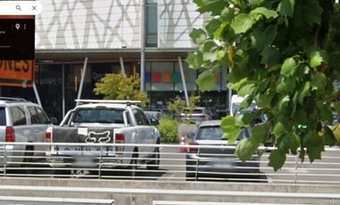 LOCAL COMERCIAL STRIP CENTER AV LA DEHESA Y EL RODEO