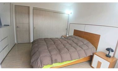 VENDO CASA TRES NIVELES  CADA HABITACIÓN CON BAÑO PRIVADO EN CHIA