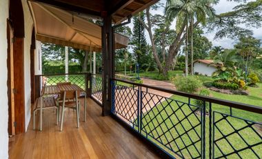 VENTA FINCA CAMPESTRE DE LUJO SECTOR EL CAIMO ARMENIA QUINDIO