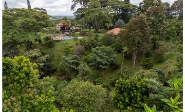 VENTA FINCA CAMPESTRE DE LUJO SECTOR EL CAIMO ARMENIA QUINDIO