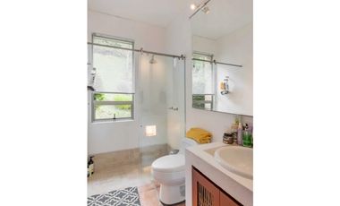 CASA CAMPESTRE 240m2  FINCA  2.2 HECTARIAS  VIA LA LA CALERA