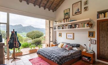 CASA CAMPESTRE 240m2  FINCA  2.2 HECTARIAS  VIA LA LA CALERA