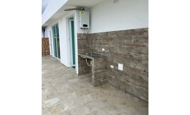 En venta apartamento en excelente sector y vista hermosa