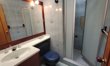 ACSI 1370. Casa en Venta en Bogotá, Barrio Alcazares