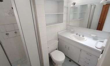 ACSI 1370. Casa en Venta en Bogotá, Barrio Alcazares