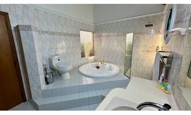 VENTA CASA DE PLAYA CON ACCESO DIRECTO AL MAR SANTA MARTA