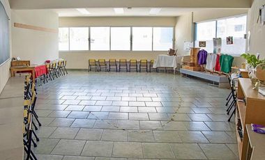 Perfecto centro educativo o desarrollo de vivienda, a 1/2 cuadra de Av. Patria, 2,196 M2 terreno