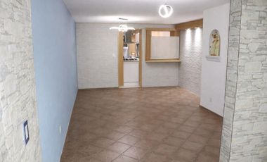 Casa en condominio en Paseo de la Fe 24, Cuautitlán Izcalli con 4 recámaras y 2 baños