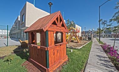 Punta Mixe casa nueva en renta con casa club