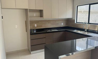 Punta Mixe casa nueva en renta con casa club