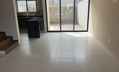 Punta Mixe casa nueva en renta con casa club