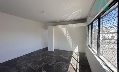 Renta Local Comercial en Planta Alta, Col.. Cuahutemoc, Bentor